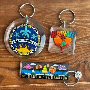 3 Vintage 80s Souvenir Keychain Set Hawaii Palm Springs St. Martens